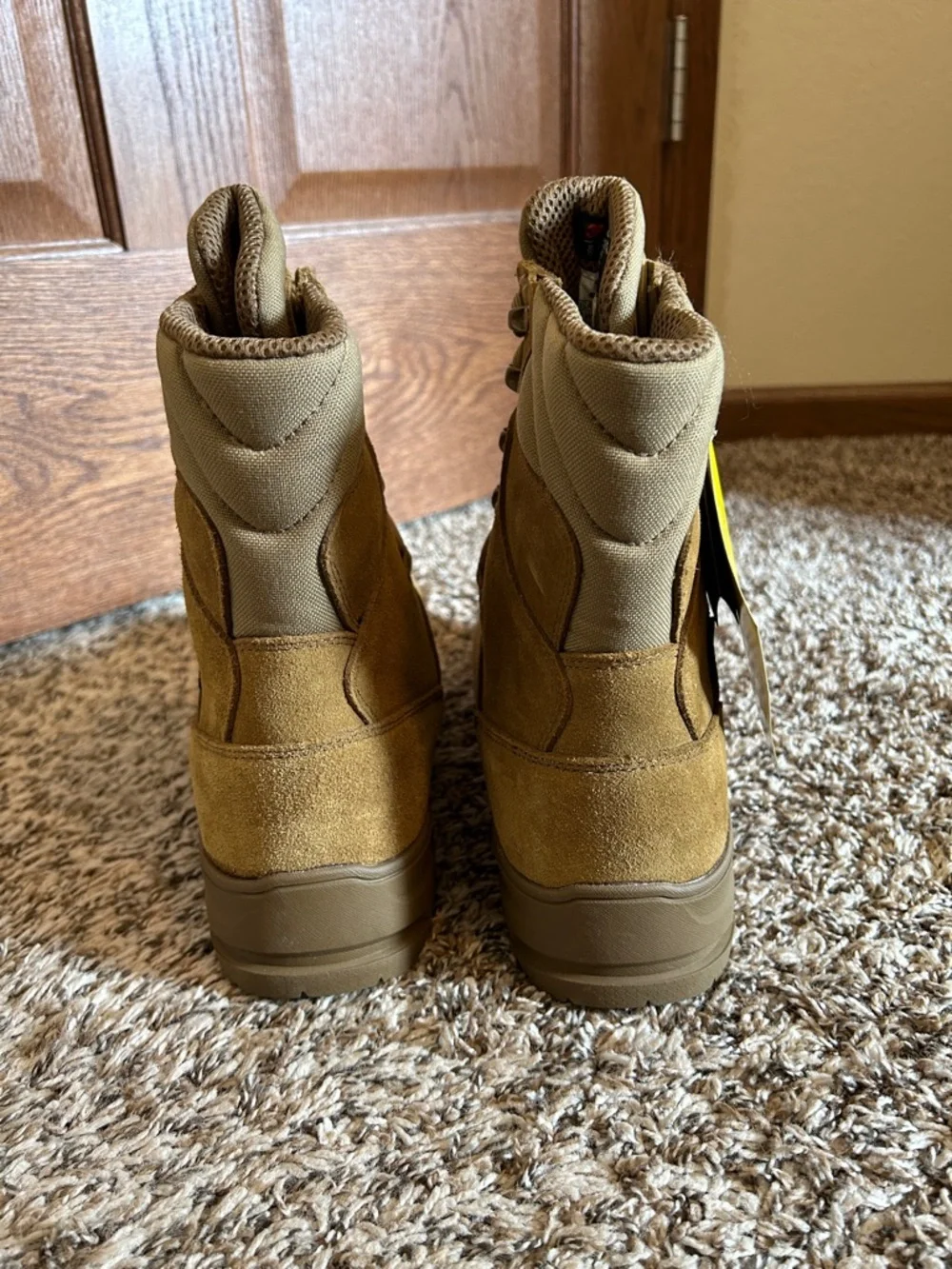 NWT Belleville 8” Composite Toe Waterproof Insulated Military Coyote Combat Boot